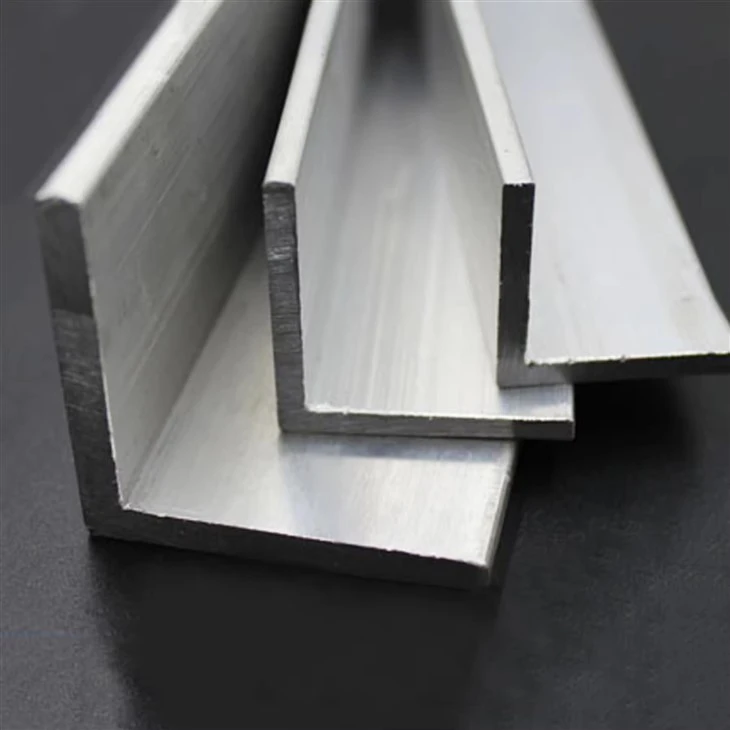 Free Of Impurities 2024 High Hardness Extruded Aluminum Angle Bar